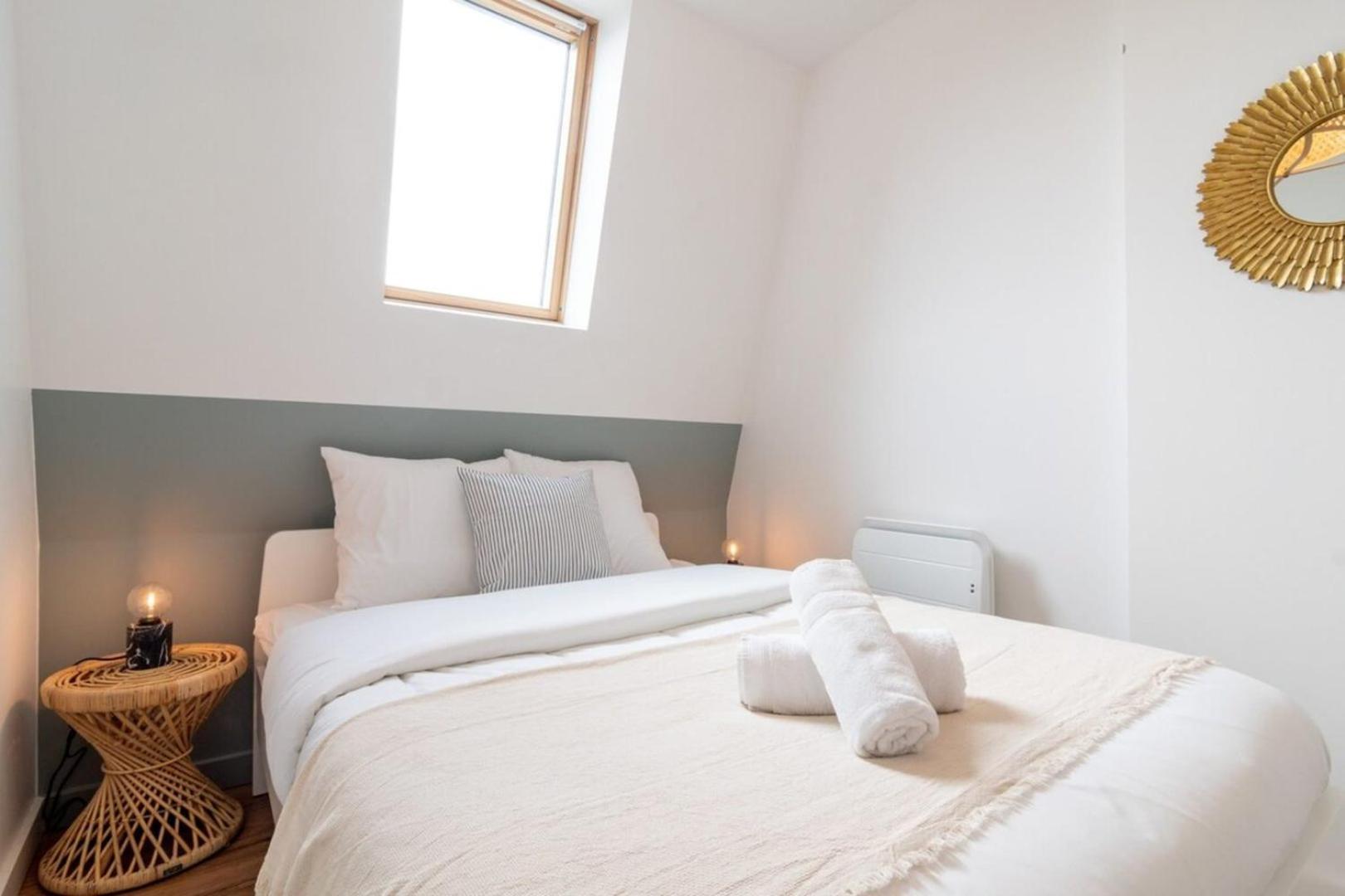Marcq En Baroeul - Superb Apartment + Parking Exterior foto